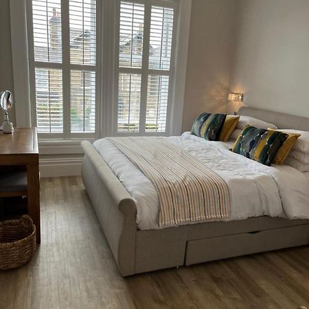 هاروغايت Kings Apartment, 83 Kings Road المظهر الخارجي الصورة