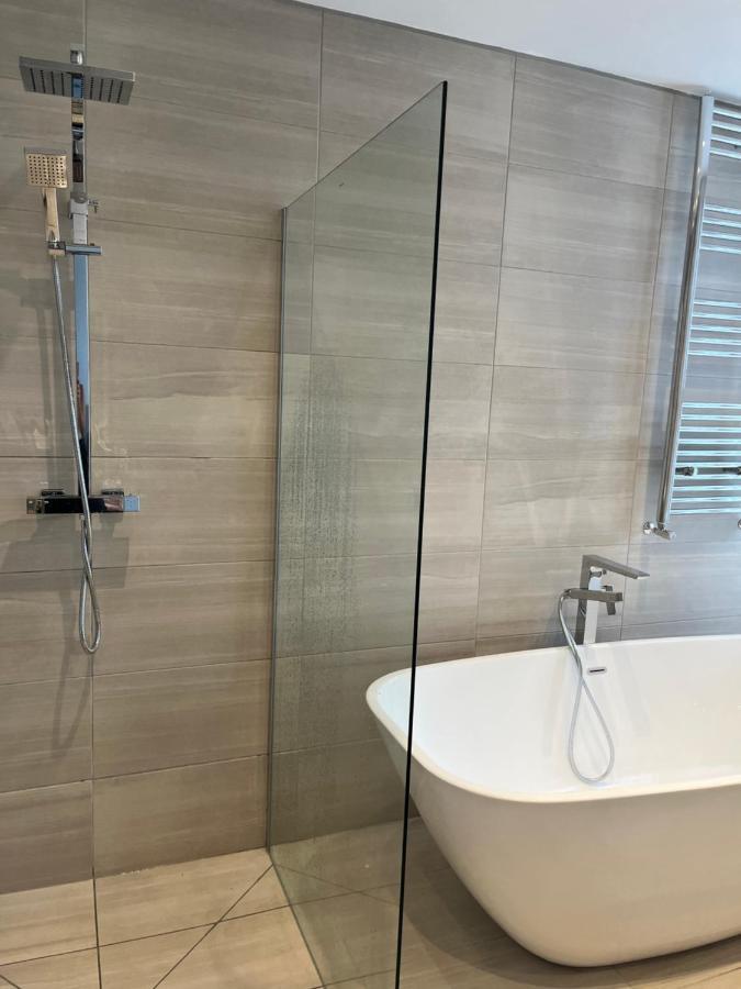 هاروغايت Kings Apartment, 83 Kings Road المظهر الخارجي الصورة